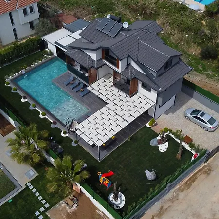 Gezer Luxury Private Pool فيلة *